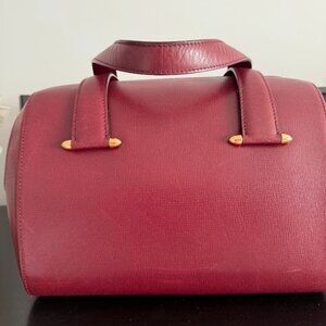 Vintage Must de Cartier Burgundy Boston Handbag Gold Hardware